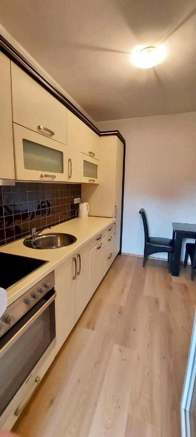 Bright & Lovely Apartment In The City Center Priština Exteriér fotografie